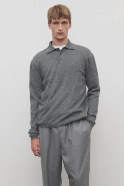 Almot Sweater