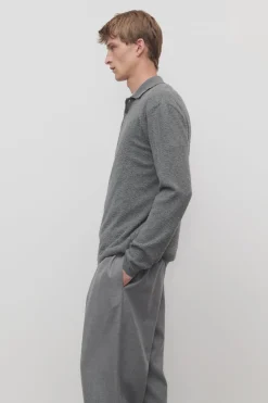 Almot Sweater