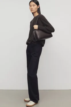 Carlyl Jean