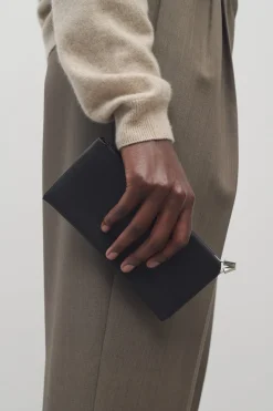 Clasp Sunglasses Case