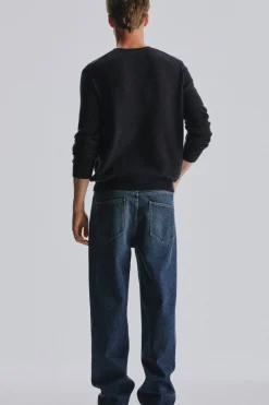 Cyrus Top