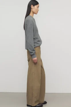 Eglitta Pant