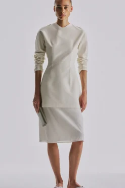 Elione Top