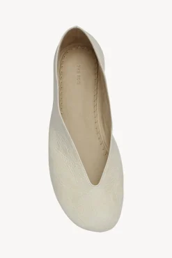 Fay Flat Two