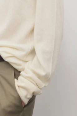 Lizzy Turtleneck