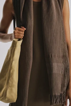 Merisi Scarf