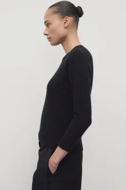 Noler Sweater