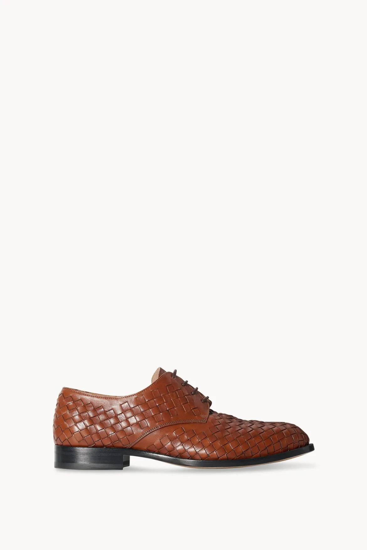 Novus Derby Shoe
