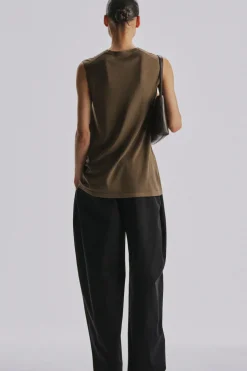 Omima Top