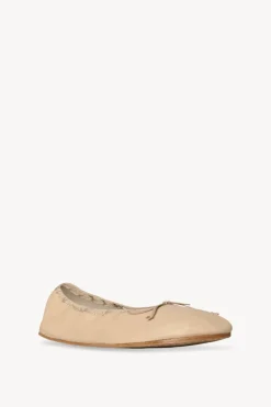Round Ballet Flat
