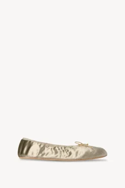 Round Ballet Flat