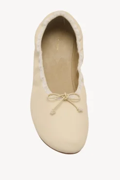 Round Ballet Flat
