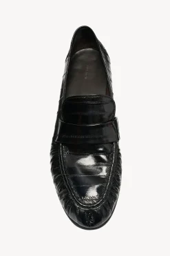 Soft Loafer